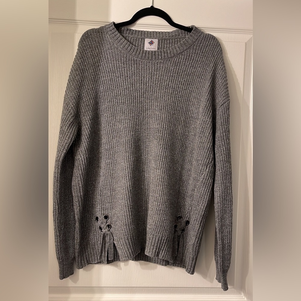 EUC 2X Like Love gray sweater with silver sparkle threading